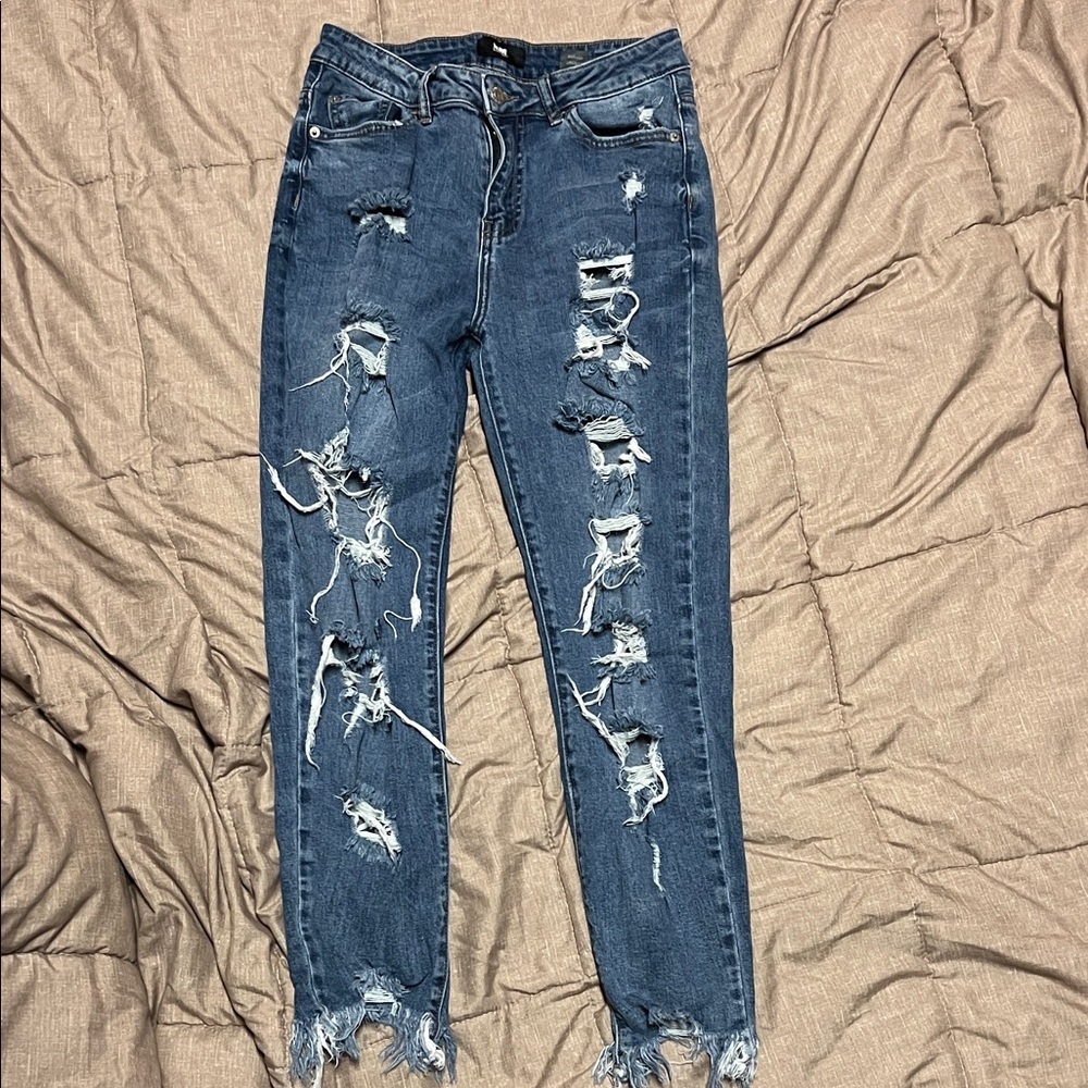 Like New I&M Black Label Trendy Distressed Skinny Jeans 5 Women’s Junior’s